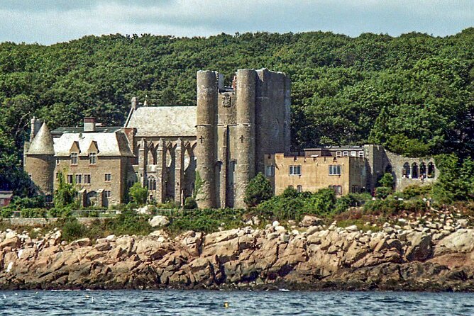 Full-Day Private Guided Tour of Hammond Castle and Boston - Boston Common by car, then Beacon Hill on foot