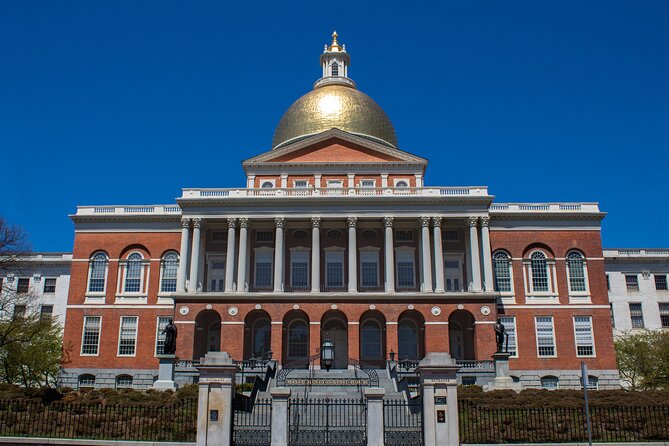 Highlights and History of Boston: GPS Guided Audio Tour - Old State House and the Boston Massacre story, with optional interior artifacts