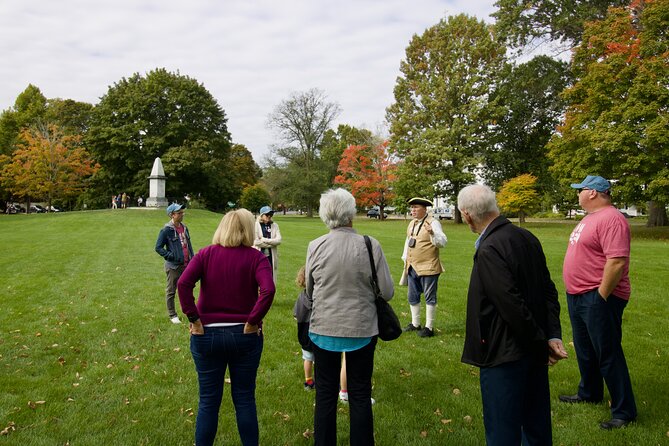 Lexington, MA Battle Green Walking Tour with Costumed Guide - Lexington Battle Green: where you can feel the timeline