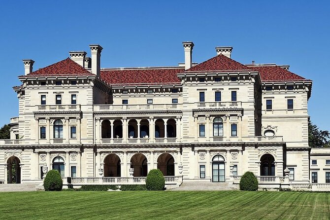 Marble House,The Breakers&Downtown Newport 1-Day Tour - A one-day Newport plan that actually fits