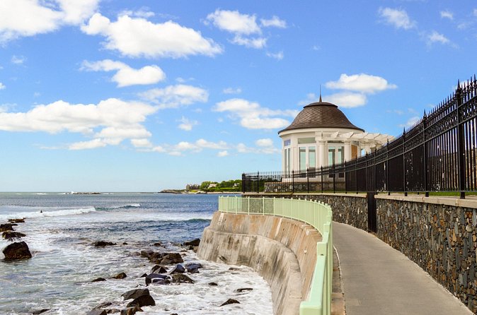 Marble House,The Breakers&Downtown Newport 1-Day Tour - Downtown Newport time: how to use it without losing the day