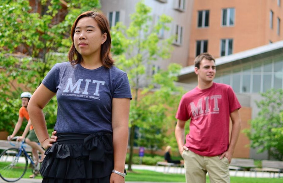 Massachusetts Institute of Technology Public Tour - Starting at Kendall Square, then following the student rhythm