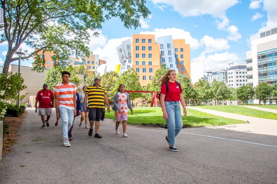 Massachusetts Institute of Technology Public Tour - Price and included extras that make it feel fair