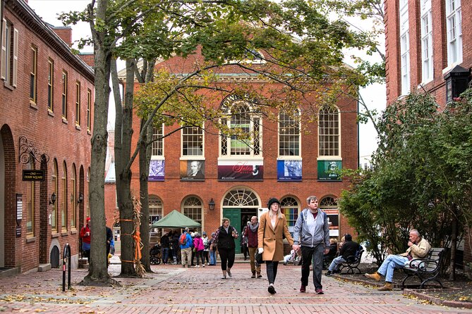 Mysteries and Murders of Salem Guided Night-Time Walking Tour - Where the night starts: Old Town Hall and the first chilling stories