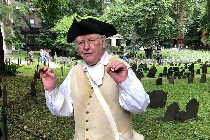 Private 1.5-Hour Freedom Trail Walking Tour with Costumed Guide - Practical tips before you go: shoes, weather, and tickets