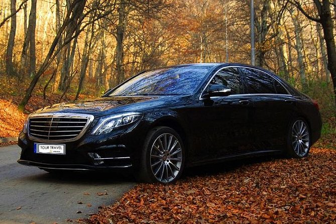 Private arrival OR departure transfer in Boston (hotel OR airport pick-up) - Comfort you can feel: air-conditioned, private, driver-led