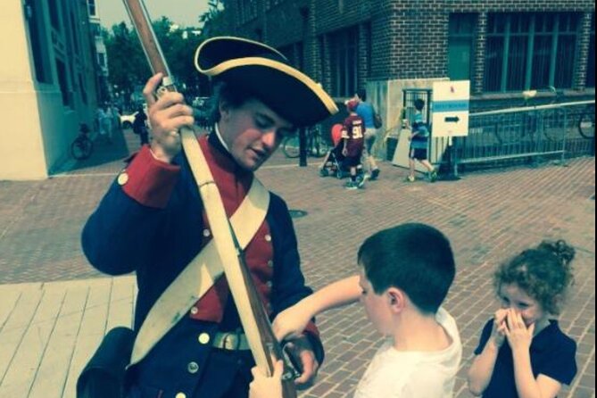 PRIVATE Authentic Revolutionary Boston Walking Tour - Faneuil Hall Marketplace: speeches, markets, and power in one tight block