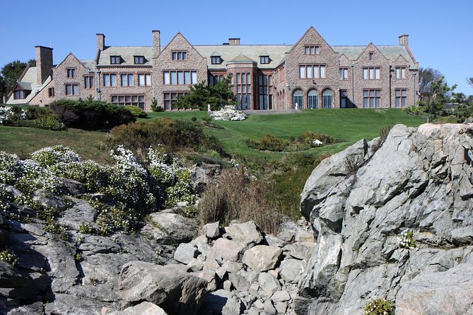 Private Day Trip From Boston to the Newport Mansions - Boston to Newport in one smooth day