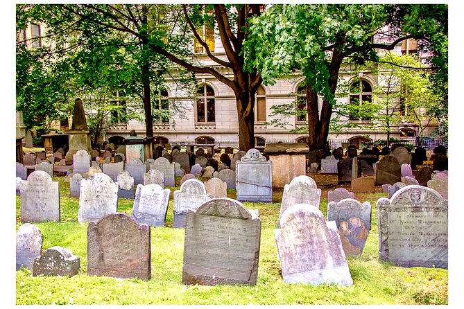 Private driving tour of Boston groups of 5-6 - Beacon Hill architecture and the gold dome story (plus photo time)