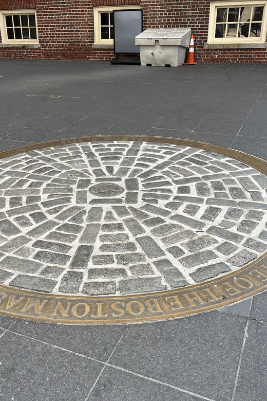 Relive 1776: Interactive AR Experience on The Freedom Trail - How the AR vs VR setup affects your comfort and your attention