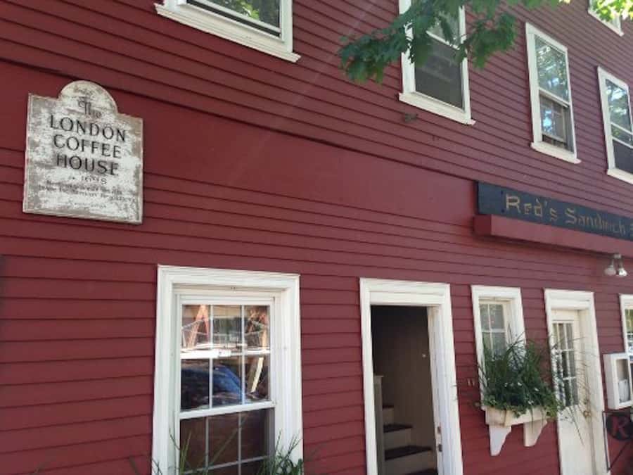 Salem 101 General History Tour - The Revolution Story: Hope, Planning, and Local Risk
