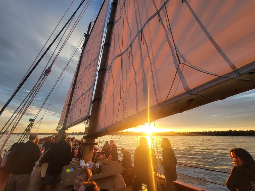 Salem: Historic Schooner Sailing Cruise - Boarding the Fame: what the ramp and five steps mean for you
