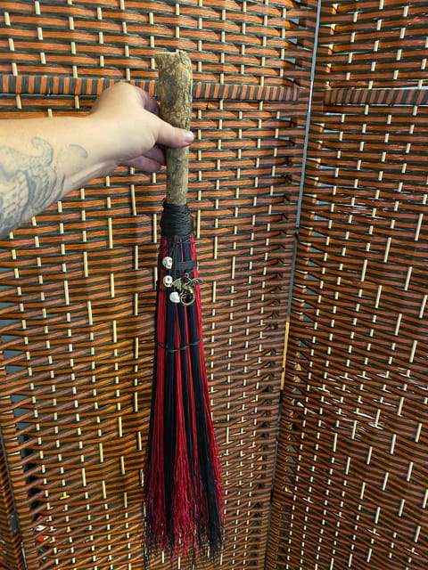 Salem, MA: Witch City Broom Making Workshop - The 90 Minutes: From Broom Corn to Finished Charm Broom