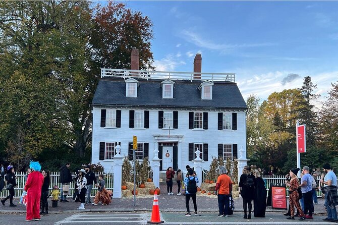 Salem Movie Magic Tour: Hocus Pocus and Bewitched locations - Key things to know before you go