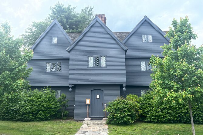 Salem Movie Magic Tour: Hocus Pocus and Bewitched locations - Stop 3: Salem Old Town Hall, Derby’s wealth and a big film hangout