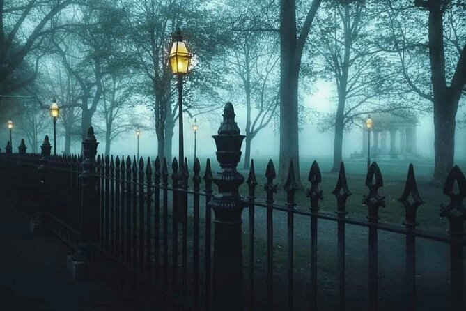 Salem's Best Ghost Tour - Crowds, sound, and the “October factor”