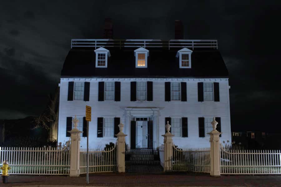 Salem: Ultimate Dead of Night Walking Ghost Tour - What you get for $26, and whether it feels worth it