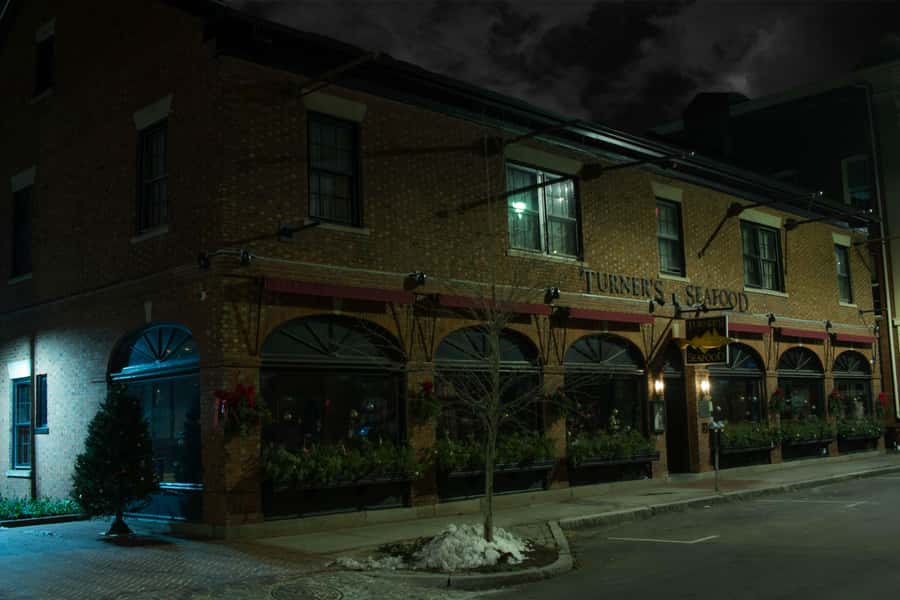 Salem: Ultimate Dead of Night Walking Ghost Tour - Stop-by-stop: Hawthorne Hotel, Witch History Museum, Hawthorne Statue, and the memorial