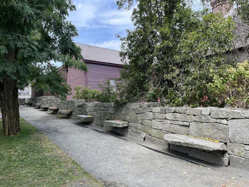 Salem Witch Tour from Boston by Train - Museum choice by day: Salem Witch Museum (Sun to Thurs) or Real Pirates Museum (Fri and Sat)