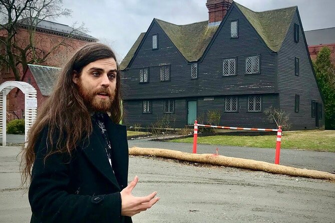 Satanic Salem Walking Tour - Thomas and Satan the dog: why the guide style drives the value