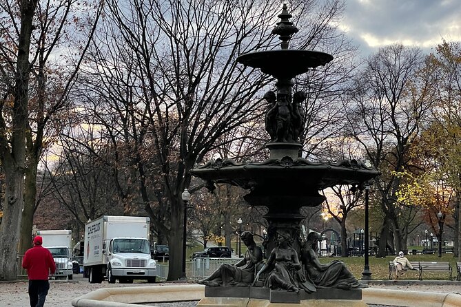 Self-Guided Boston Christmas Tour - Stop 2 around the Omni Parker area and a Dickens story cue