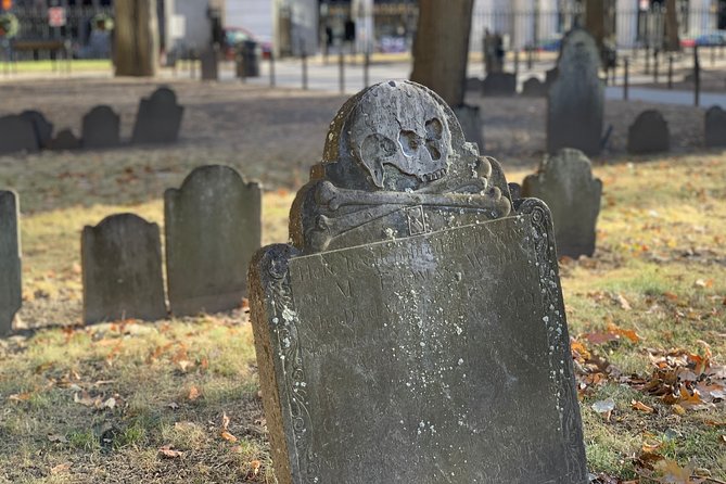 Self Guided "Historic Boston Downtown Freedom Trail" Audio/GPS Walking Tour - Getting oriented: Boston Common to Haymarket (and why that ending helps)