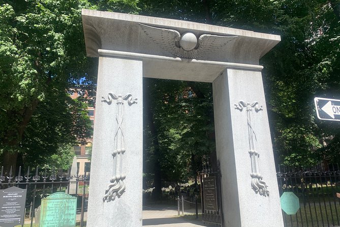 Self Guided "Historic Boston Downtown Freedom Trail" Audio/GPS Walking Tour - Who this tour suits best