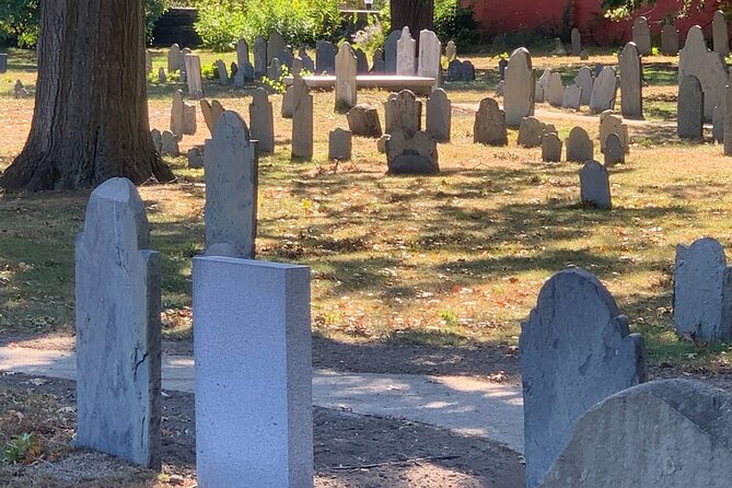 Self-Guided Smartphone Ghost Walking Tour in Salem - Is it scary? How much fear is built into the format