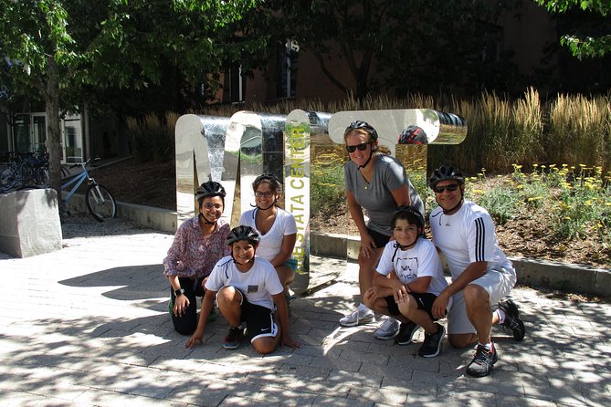 Tour de Cambridge Guided Bicycle Tour - Harvard Yard and Harvard Square, then the Esplanade payoff