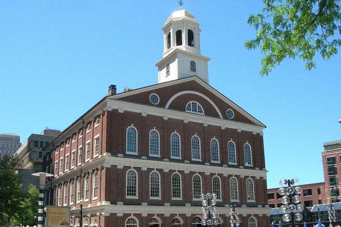 Tour-in-Four -- A Private four hour walking & driving city tour - North End and the Freedom Trail, where the walking time earns its keep