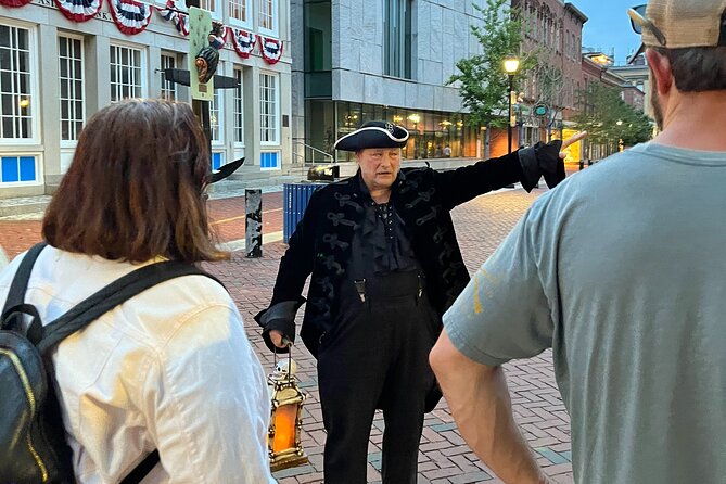 Vampire Ghost Adventures and Haunted Objects Walking Tour - Guide performance, pace, and how to handle the fast parts